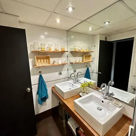 Luminoso Con Parking Apartment